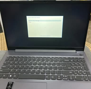 Laptop Lenovo Ideapad Slim 3 15AMN8 - 82XQ00J0VN (R5 7520U, 16GB, 512GB, Full HD, Win11) - 8