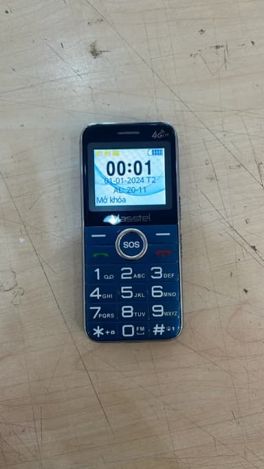 Điện thoại Masstel Fami 50 4G - 13