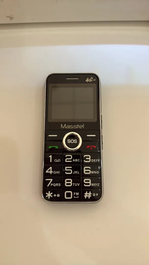 Điện thoại Masstel Fami 50 4G - 14
