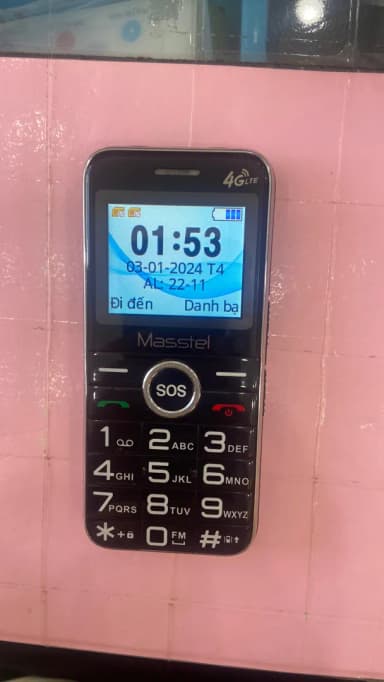 Điện thoại Masstel Fami 50 4G - 16