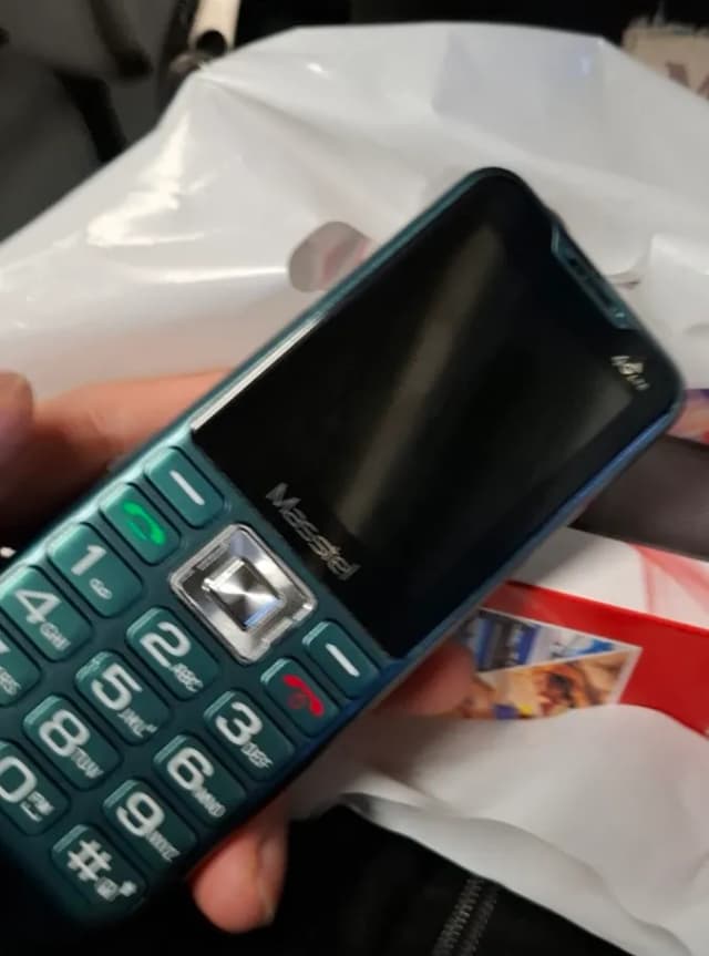 Điện thoại Masstel IZI T6 4G - 14