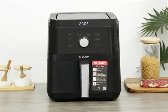 So sánh giá Nồi chiên không dầu Sharp 6 lít KF-AF60EV-BK rẻ nhất? - Ảnh 2