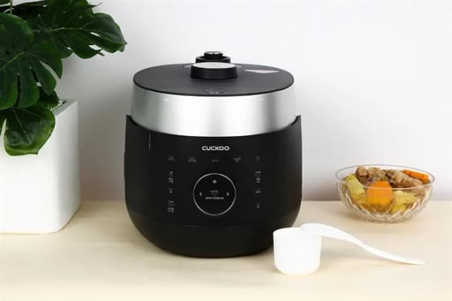 So sánh giá Nồi cơm áp suất cao tần Cuckoo 1.08 lít CRP-LHTR0609F/BKSIVNCV rẻ nhất? - Ảnh 3