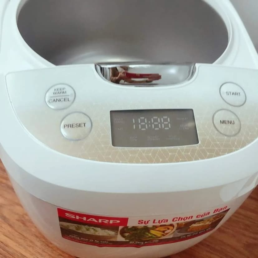 Nồi cơm điện tử áp suất Sharp 1.8 lít KS-TW181V-B - Giá rẻ nhất hôm nay - Ảnh 1