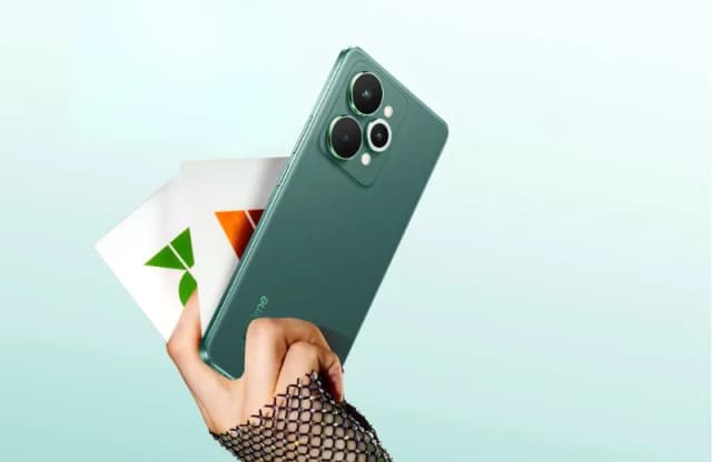 Điện thoại realme 15 5G 8GB/256GB - 11