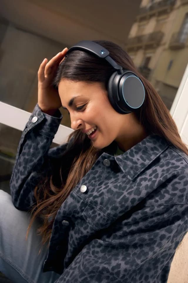 So sánh giá Tai nghe Bluetooth Chụp Tai Sennheiser Accentum ACAEBT rẻ nhất? - Ảnh 12